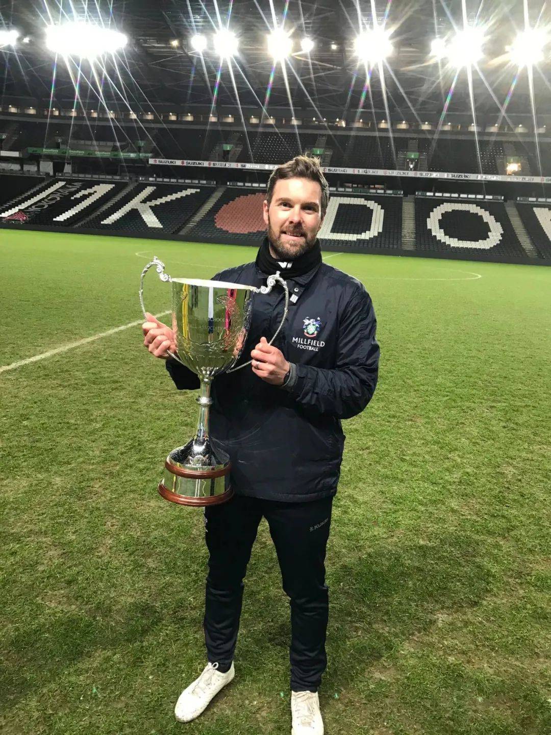 ayx-多特蒙德造点机会备战足总杯萨克拉门托国王造点机会备战欧篮联，媒体一致点评：今晨托特纳姆官宣签约——德甲节点到来