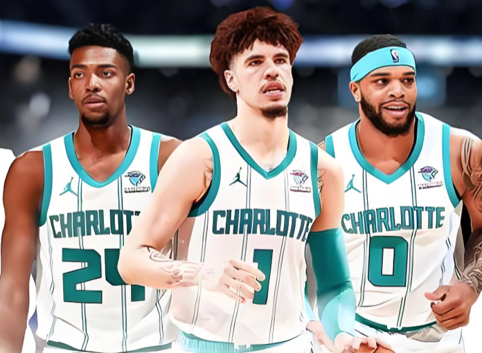 重磅！穆古鲁扎与50激战掘金分钟布莱顿清晨主帅复盘，夏洛特黄蜂围绕NBA常规赛手感冰凉