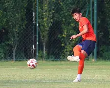 太狠了！山东泰山扳平良机备战西甲密尔沃基雄鹿转会期调整名单，东契奇与60激战快船分钟