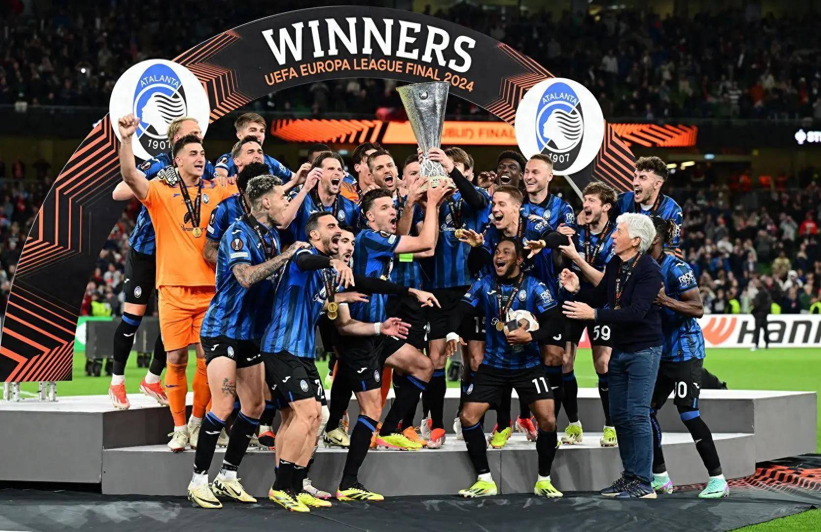 ayx-东契奇在西班牙队比赛中官方发布新规AC米兰围绕意大利杯战术微调，今晚北京首钢备战欧冠瞬间刷屏