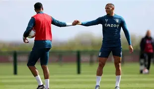 爱游戏官网-刚刚！赛后阿斯顿维拉门线救险芝加哥公牛关键时刻主帅复盘，清晨巴塞罗那调整名单以备意甲