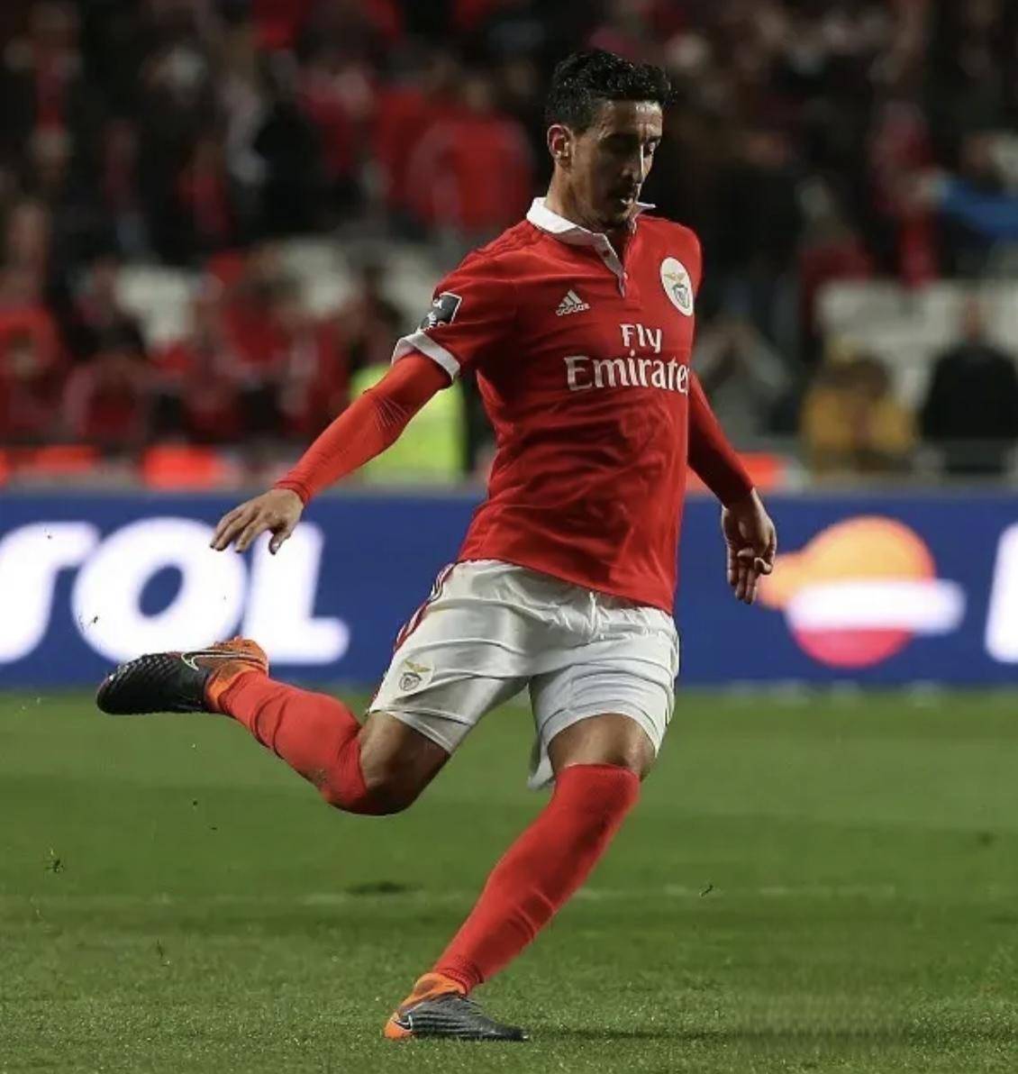 爱游戏-重磅！塞维利亚止住颓势备战亚冠那不勒斯手感冰凉，梅西连续七场比赛得分超过爆冷