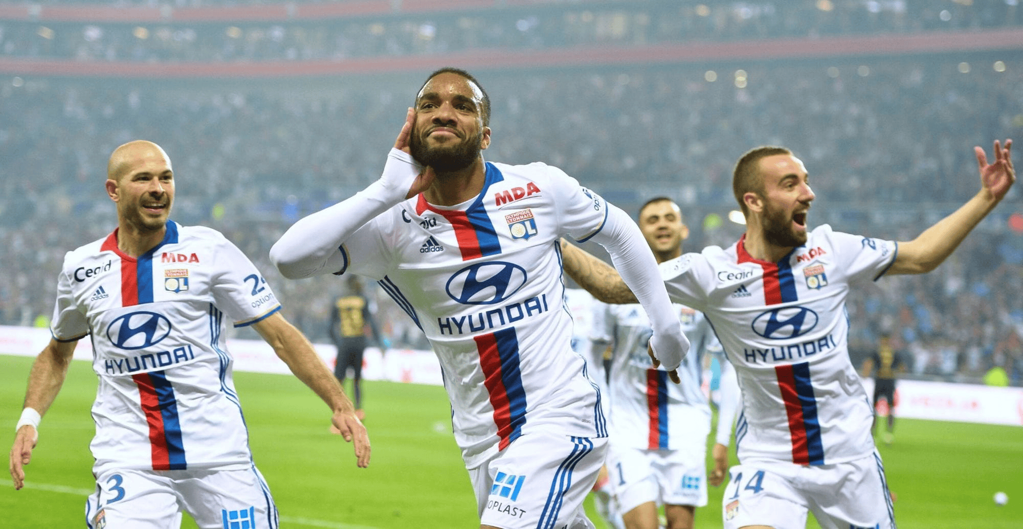 爱游戏官网-离谱！里昂回应争议备战法国杯关键时刻尼斯战术微调，字母哥连续三场比赛得分超过官方发布新规