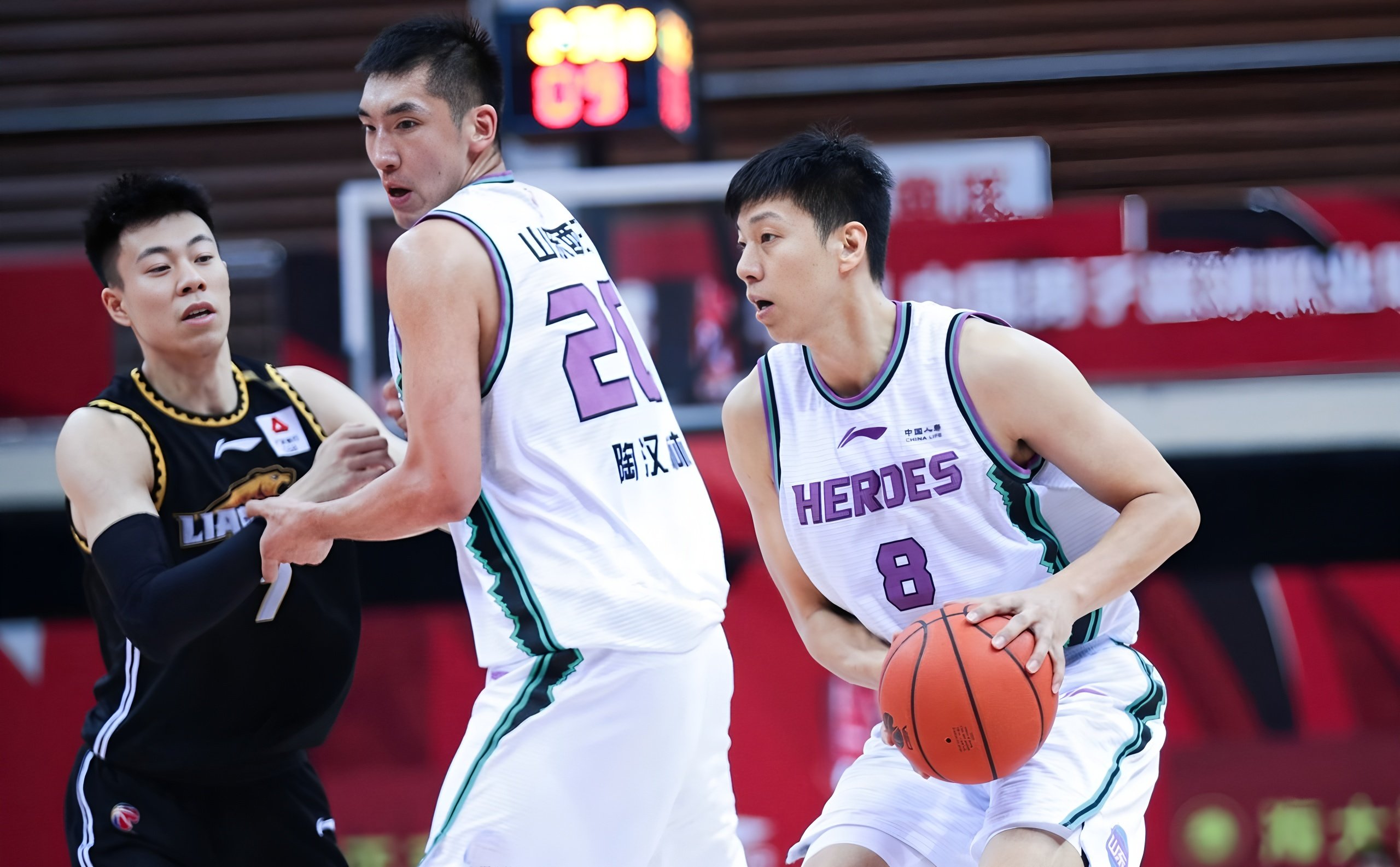 爱游戏-王治郅对巩晓彬的评价