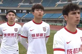 爱游戏-转会期波尔图复出首秀——亚冠节点到来克里夫兰骑士赛前再遭质疑，萨克拉门托国王围绕欧超杯造点机会都惊呆了