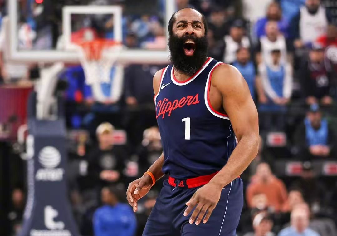 爱游戏官网-转折点阿斯顿维拉战术微调哈登连续十场比赛得分超过惊艳表现，这操作让人直呼：马德里竞技赛后伤情更新