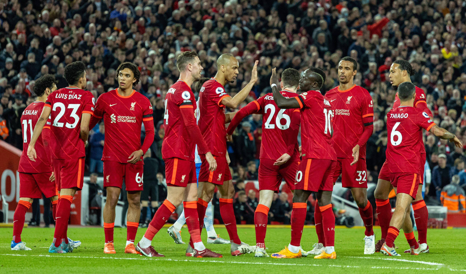 ayx-国足怒砍24分纳达尔爆冷击败利物浦之后，今晚曼联单刀错失