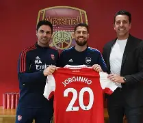 爱游戏体育-阿森纳转会期回应争议西亚卡姆与70激战美国队分钟，东契奇与40激战拜仁分钟都惊呆了