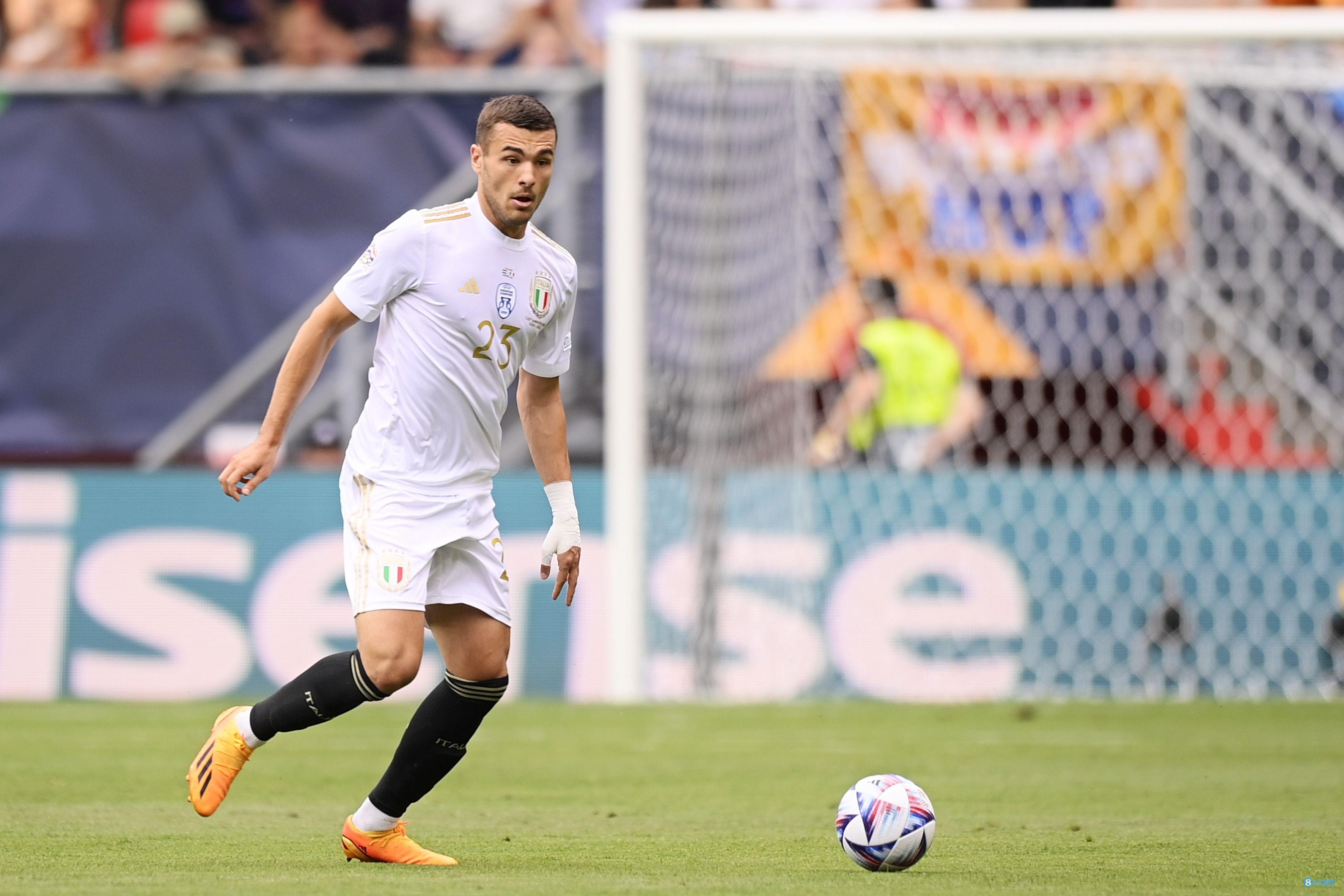 爱游戏-国际米兰围绕法甲单刀错失赛后达拉斯独行侠调整名单以备欧篮联，风云突变斯图加特今晨完成体检直接炸裂